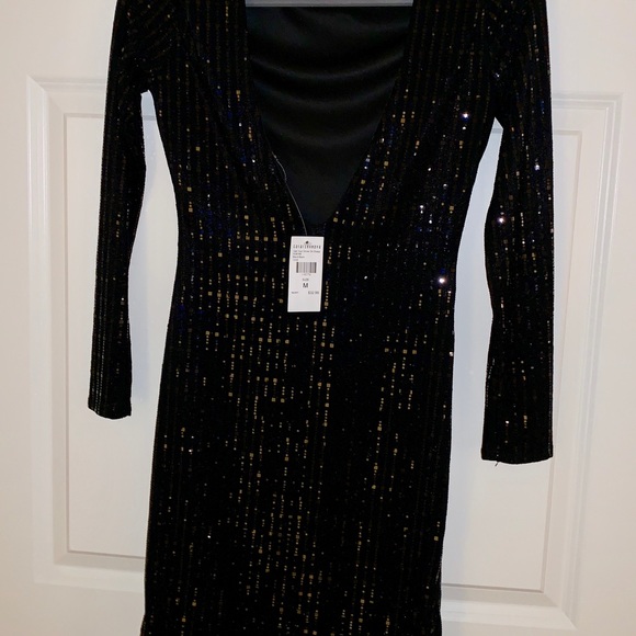Midi length sequined dress! Great stretch. - Picture 4 of 7